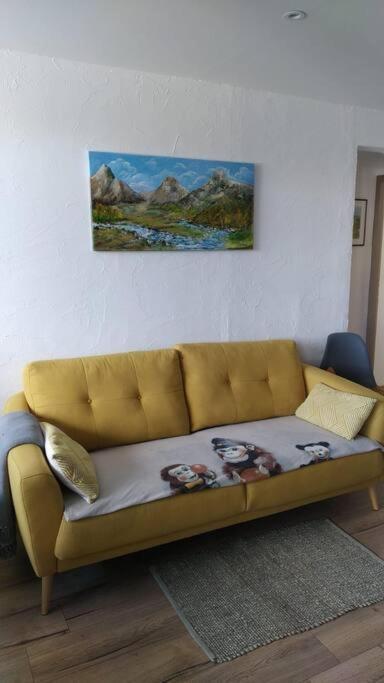 Appartement Tres Lumineux Egat Exteriör bild