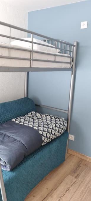 Appartement Tres Lumineux Egat Exteriör bild